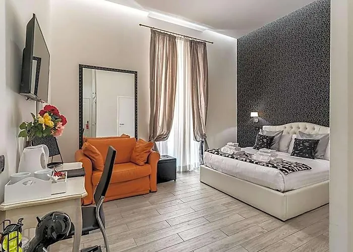 Opera Pinciana Oda ve Kahvaltı 4*